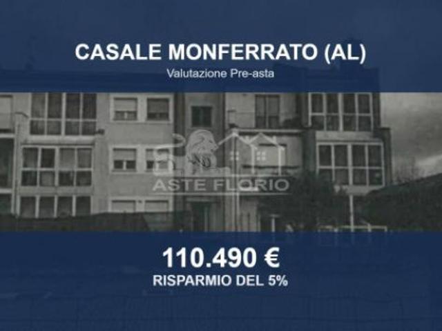 Immobile in asta di 127 m, box auto in vendita a Casale Monferrato