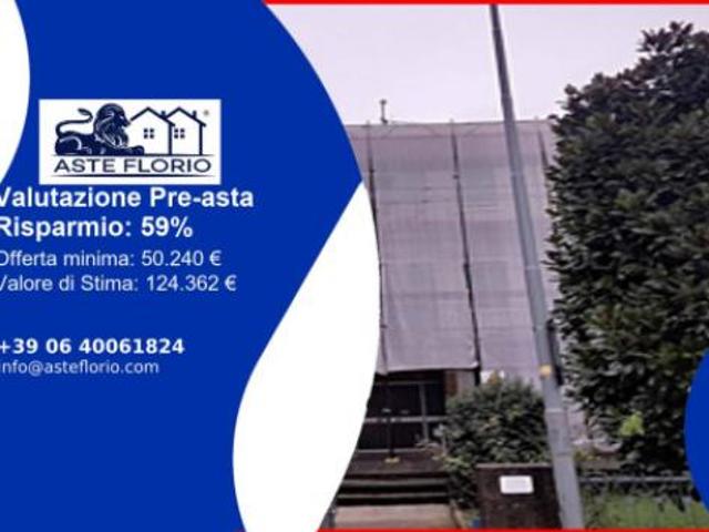 Immobile in asta di 127 m, box auto in vendita a Modena