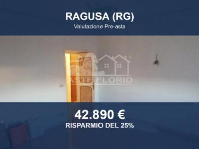Immobile in asta di 127 m con più di 5 locali in vendita a Ragusa