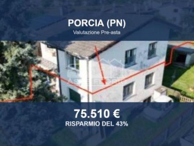 Immobile in asta di 125 m, box auto in vendita a Porcia