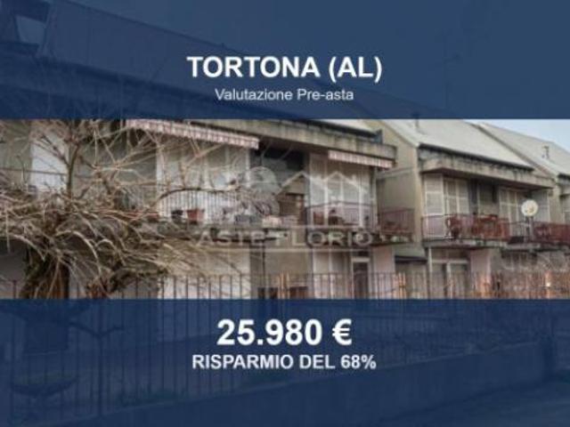 Immobile in asta di 125 m con più di 5 locali in vendita a Tortona