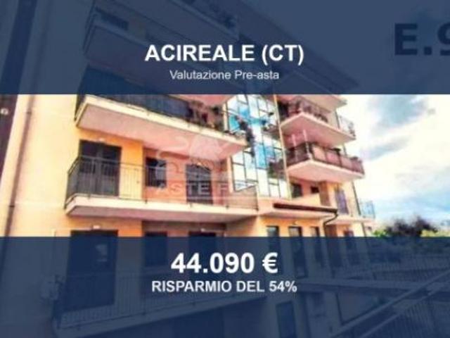 Immobile in asta di 126 m, box auto in vendita a Acireale