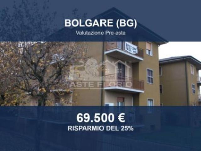 Immobile in asta di 126 m, box auto in vendita a Bolgare