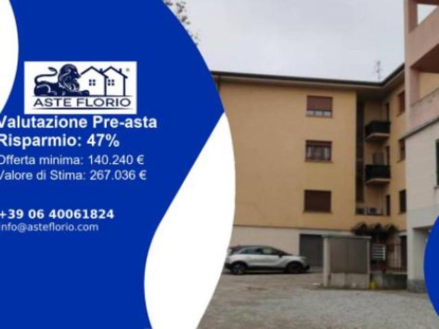 Immobile in asta di 126 m, box auto in vendita a Merone
