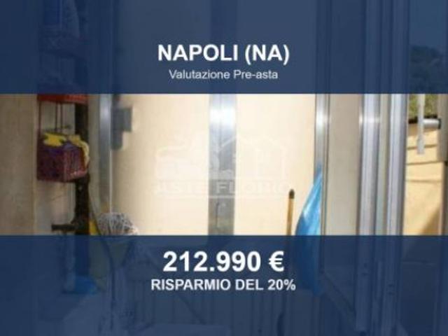 Immobile in asta di 126 m in vendita a Napoli