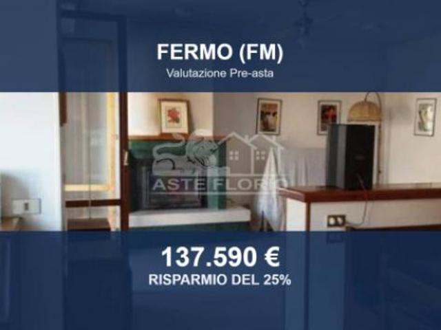 Immobile in asta di 128 m, box auto in vendita a Fermo