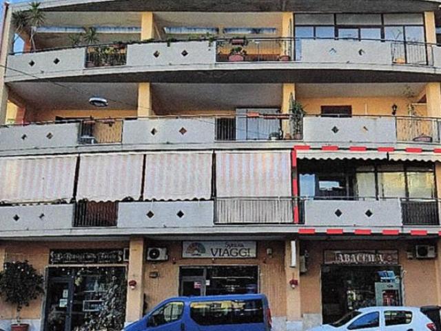 Immobile in asta di 128 m, box auto in vendita a Siracusa