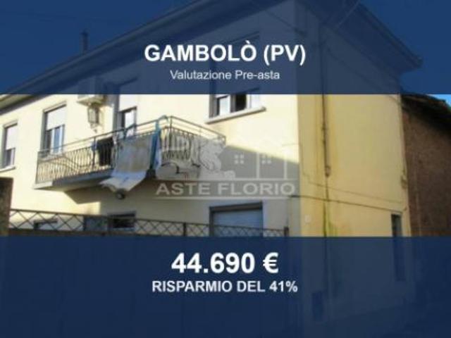 Immobile in asta di 128 m con più di 5 locali in vendita a Gambolò