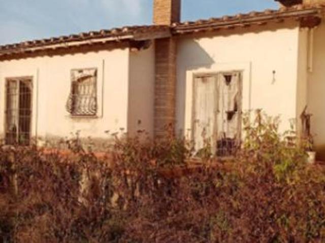 Immobile in asta di 129 m in vendita a Sutri