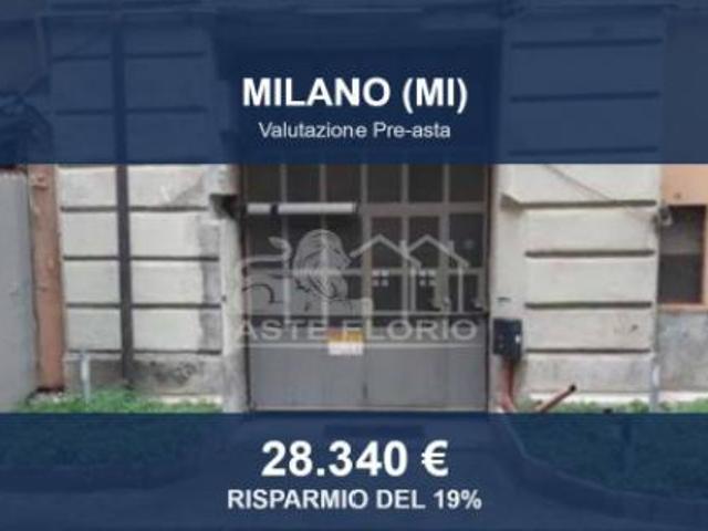 Immobile in asta di 12 m in vendita a Milano