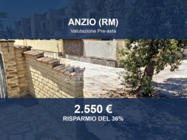 Immobile in asta di 12 m in vendita a Anzio