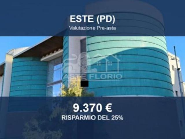 Immobile in asta di 12 m in vendita a Este