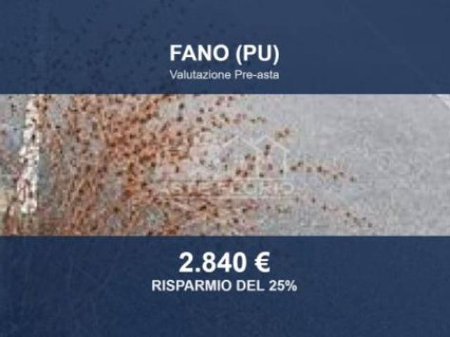 Immobile in asta di 12 m in vendita a Fano