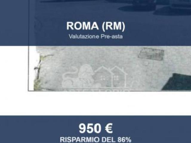 Immobile in asta di 12 m in vendita a Roma