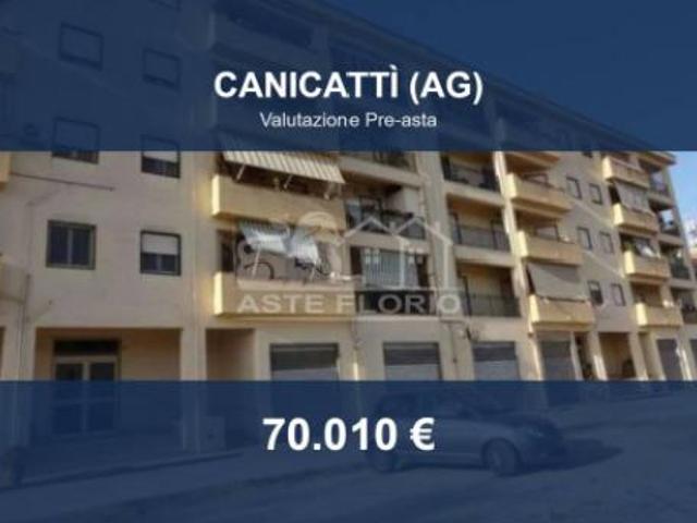 Immobile in asta di 133 m con più di 5 locali in vendita a Canicattì