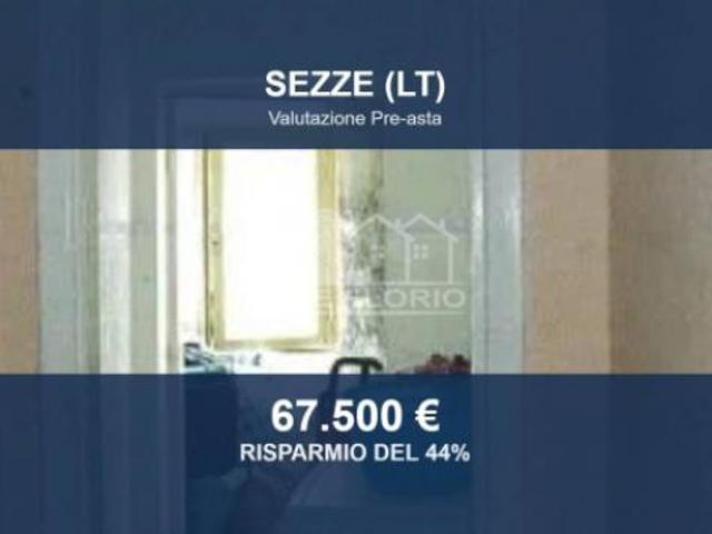 Immobile in asta di 133 m con più di 5 locali in vendita a Sezze
