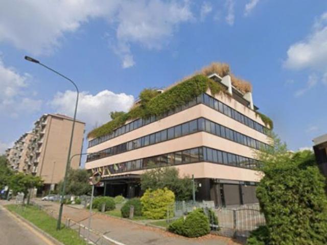 Immobile in asta di 1300 m con più di 5 locali in vendita a Torino