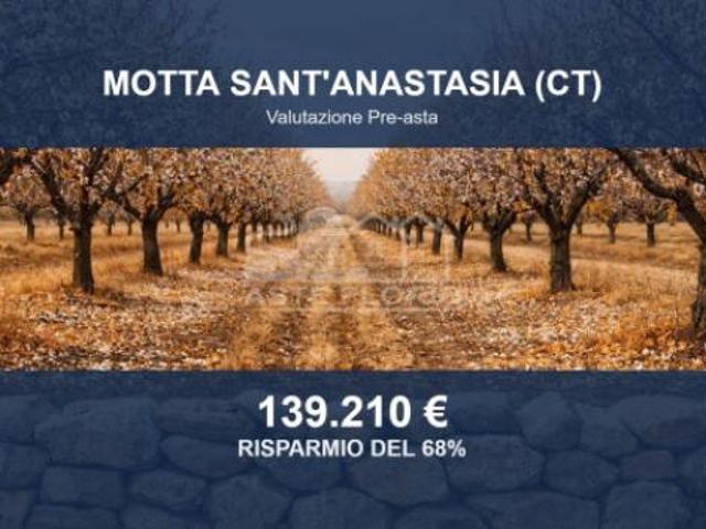 Immobile in asta di 130299 m in vendita a Motta Sant'Anastasia
