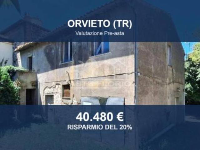 Immobile in asta di 130 m con più di 5 locali in vendita a Orvieto