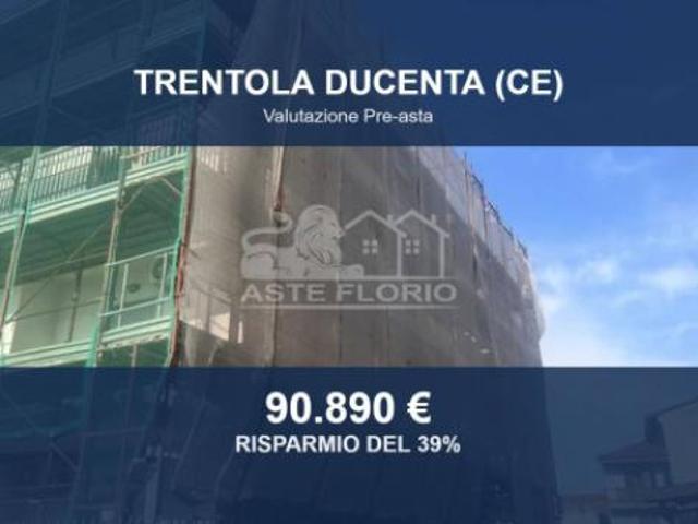 Immobile in asta di 131 m in vendita a Trentola Ducenta