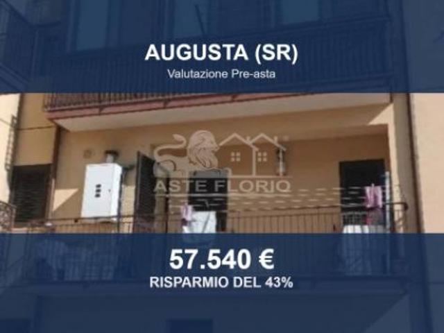 Immobile in asta di 132 m con più di 5 locali e box auto in vendita a Augusta