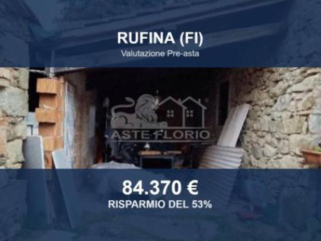 Immobile in asta di 132 m con più di 5 locali in vendita a Rufina