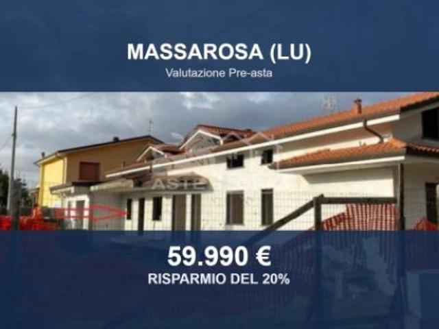 Immobile in asta di 135 m con più di 5 locali in vendita a Massarosa