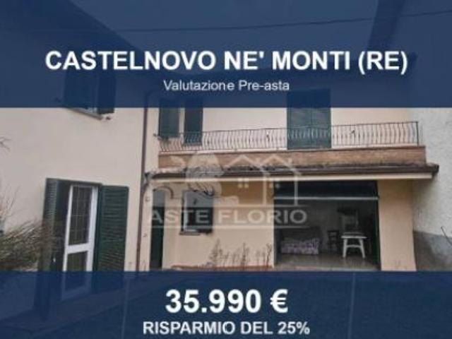 Immobile in asta di 136 m, box auto in vendita a Castelnovo Ne' Monti