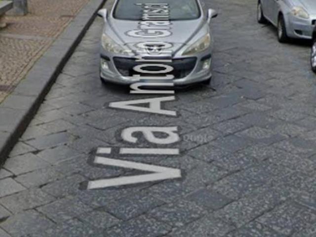 Immobile in asta di 138 m con più di 5 locali in vendita a Riposto