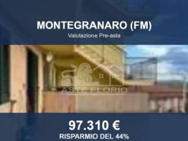 Immobile in asta di 139 m, box auto in vendita a Montegranaro