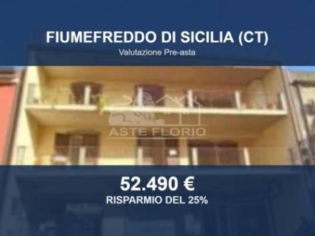 Immobile in asta di 139 m con più di 5 locali in vendita a Fiumefreddo di Sicilia