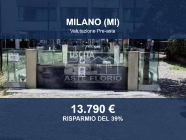 Immobile in asta di 13 m in vendita a Milano