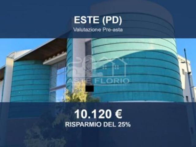 Immobile in asta di 13 m in vendita a Este