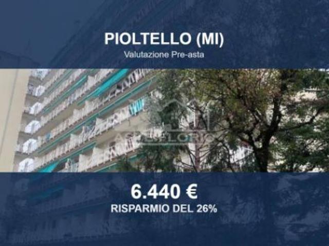 Immobile in asta di 13 m in vendita a Pioltello