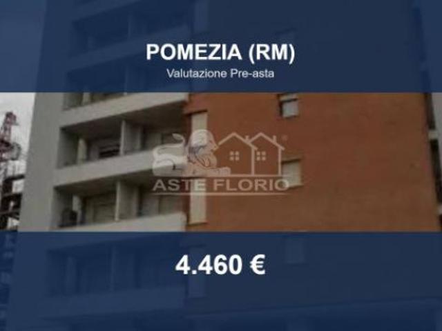 Immobile in asta di 13 m in vendita a Pomezia