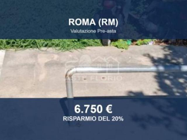 Immobile in asta di 13 m in vendita a Roma