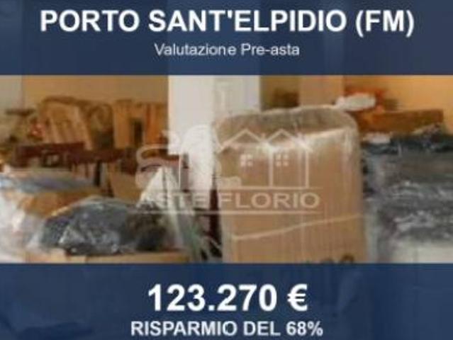 Immobile in asta di 243 m in vendita a Porto Sant'Elpidio