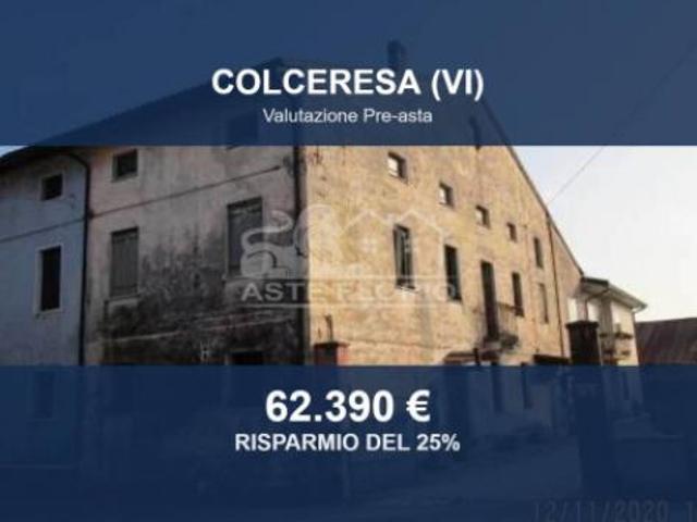 Immobile in asta di 240 m in vendita a Colceresa