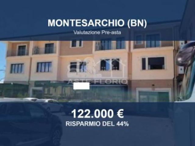 Immobile in asta di 241 m con più di 5 locali in vendita a Montesarchio