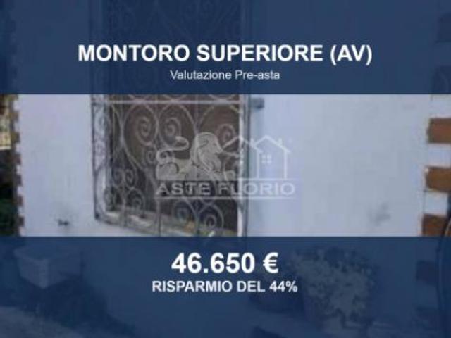 Immobile in asta di 246 m con più di 5 locali in vendita a Montoro