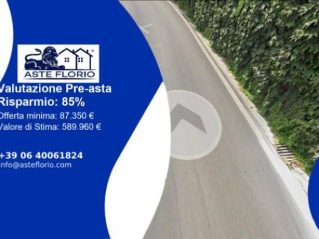 Immobile in asta di 248 m con più di 5 locali in vendita a Casamicciola Terme