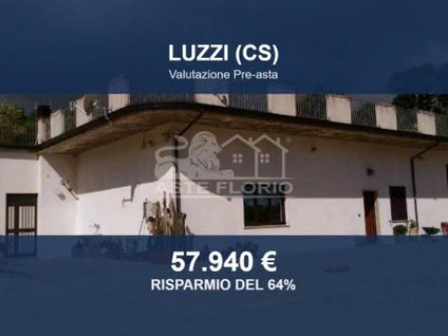 Immobile in asta di 248 m in vendita a Luzzi