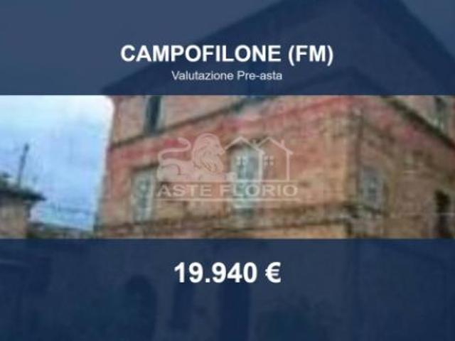 Immobile in asta di 253 m con più di 5 locali in vendita a Campofilone