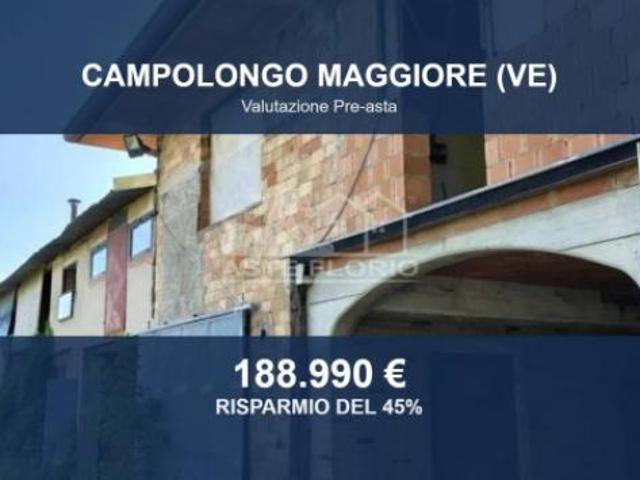 Immobile in asta di 257 m, box auto in vendita a Campolongo Maggiore