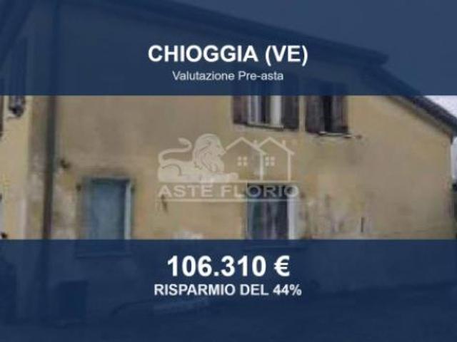 Immobile in asta di 257 m con più di 5 locali in vendita a Chioggia