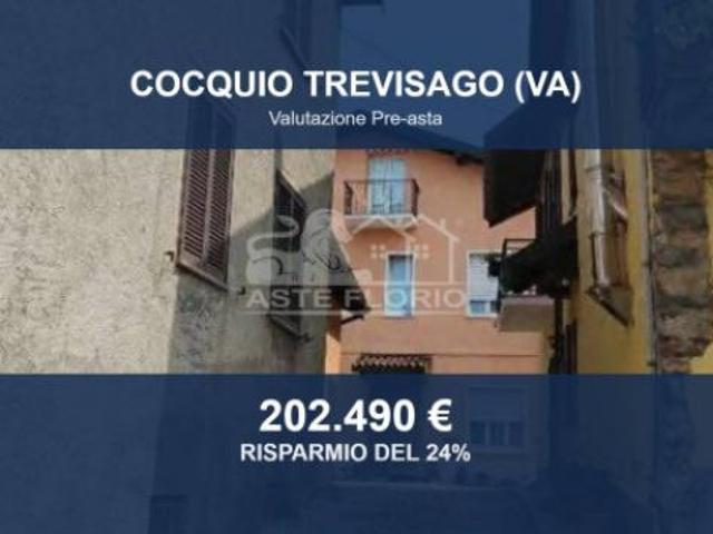 Immobile in asta di 255 m con più di 5 locali e posto auto in vendita a Cocquio Trevisago