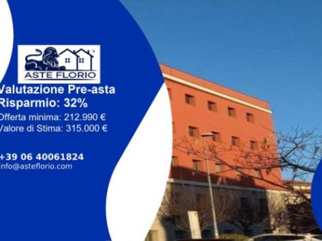 Immobile in asta di 255 m con più di 5 locali in vendita a Rimini