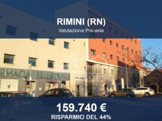 Immobile in asta di 255 m con più di 5 locali in vendita a Rimini
