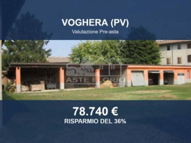 Immobile in asta di 256 m in vendita a Voghera