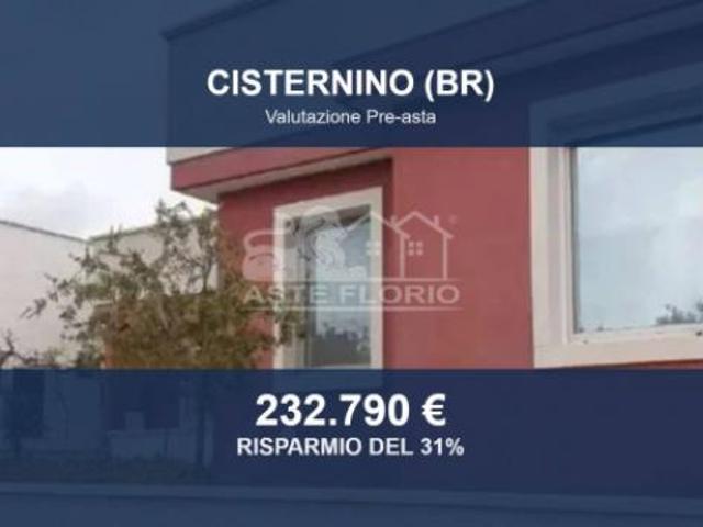 Immobile in asta di 263 m con più di 5 locali e box auto in vendita a Cisternino